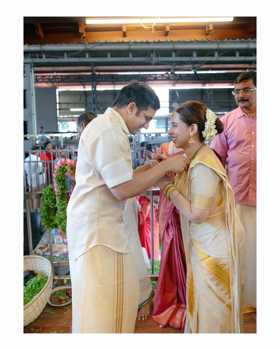 This was the day the sky learned to blush.#kitesandthreadsweddingportraits (8)